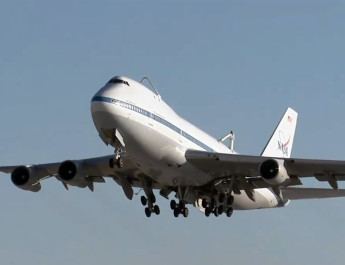 NASA's Boeing 747, Shuttle Carrier Departs Dryden - World of aviation