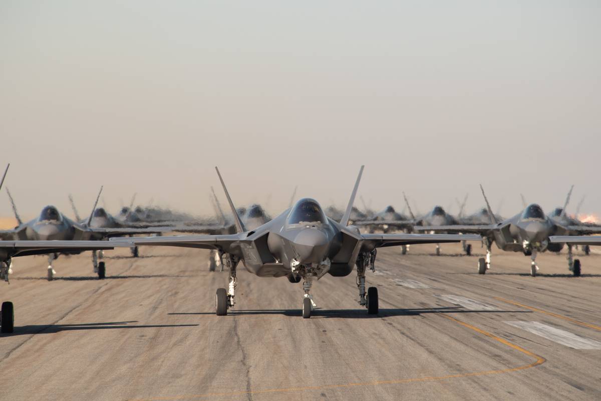 U S Air Force Has First F 35 Elephant Walk Mass Drill World Of Aviation