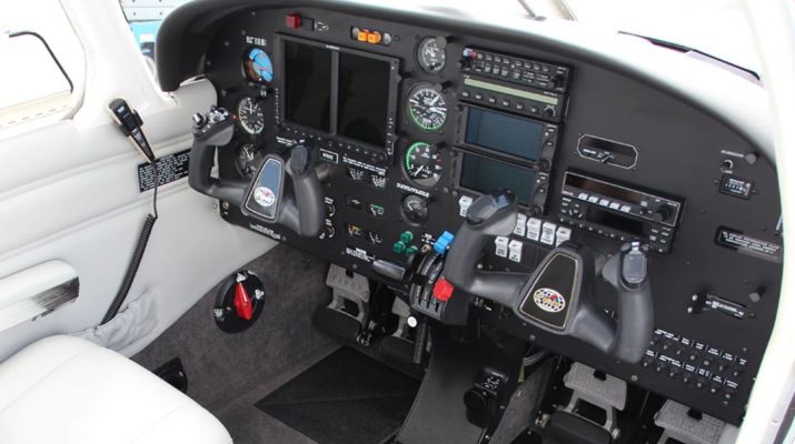 Piper Arrow Cockpit