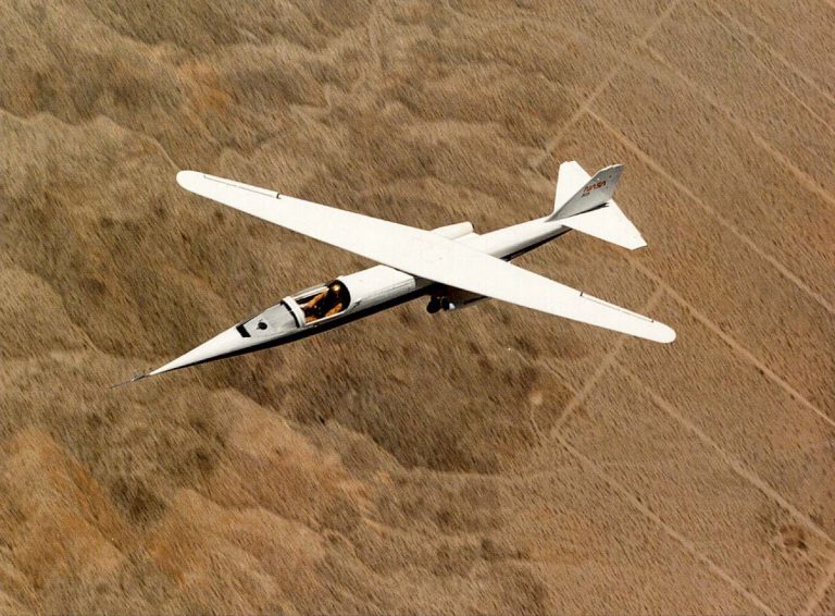AD-1 NASA's Oblique Wing Research Aircraft - World Of Aviation