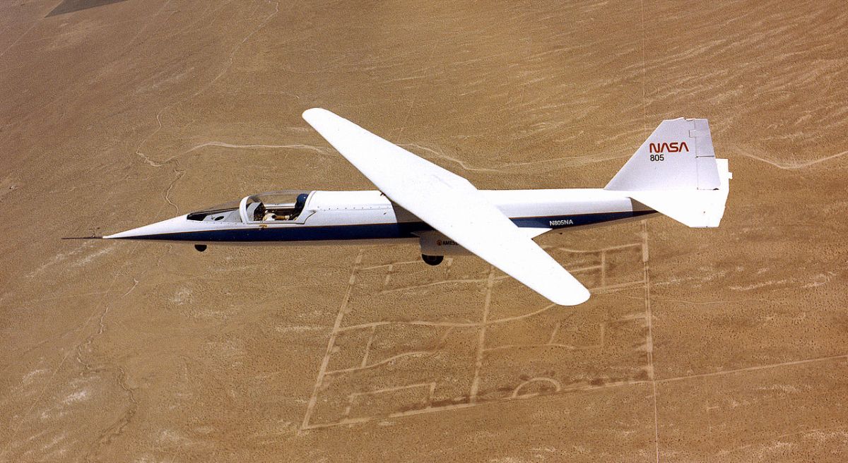 AD-1 NASA's Oblique Wing Research Aircraft - World Of Aviation